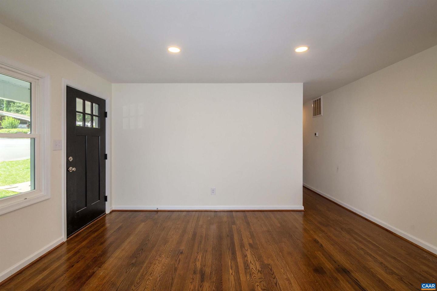 395 BERRY ST, ORANGE, Virginia 22960, 3 Bedrooms Bedrooms, ,1 BathroomBathrooms,Residential,For sale,395 BERRY ST,666347 MLS # 666347