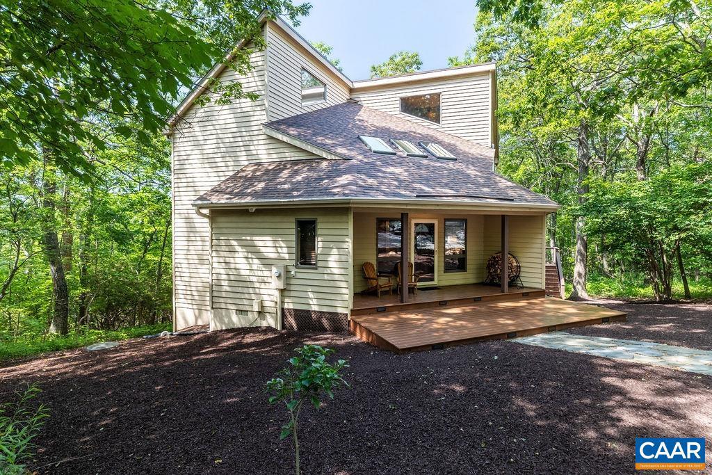 67 TIMBER CAMP DR, ROSELAND, Virginia 22967, 3 Bedrooms Bedrooms, ,2 BathroomsBathrooms,Residential,For sale,67 TIMBER CAMP DR,666349 MLS # 666349