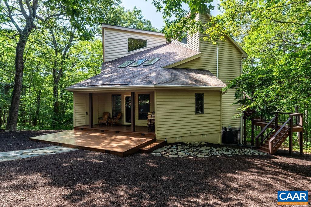 67 TIMBER CAMP DR, ROSELAND, Virginia 22967, 3 Bedrooms Bedrooms, ,2 BathroomsBathrooms,Residential,For sale,67 TIMBER CAMP DR,666349 MLS # 666349