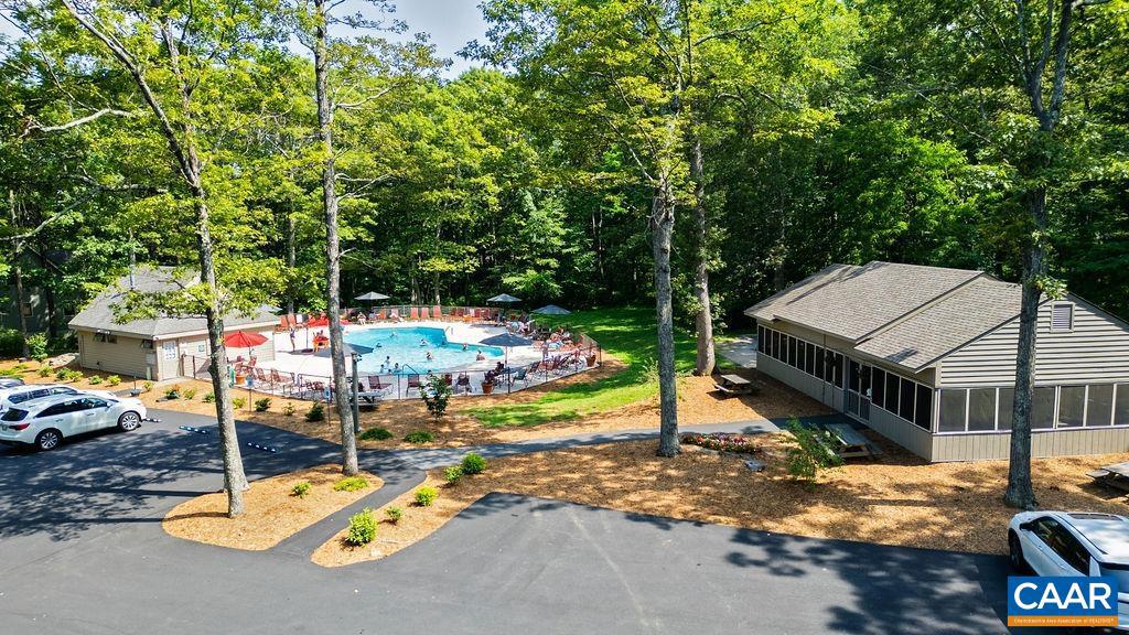 67 TIMBER CAMP DR, ROSELAND, Virginia 22967, 3 Bedrooms Bedrooms, ,2 BathroomsBathrooms,Residential,For sale,67 TIMBER CAMP DR,666349 MLS # 666349
