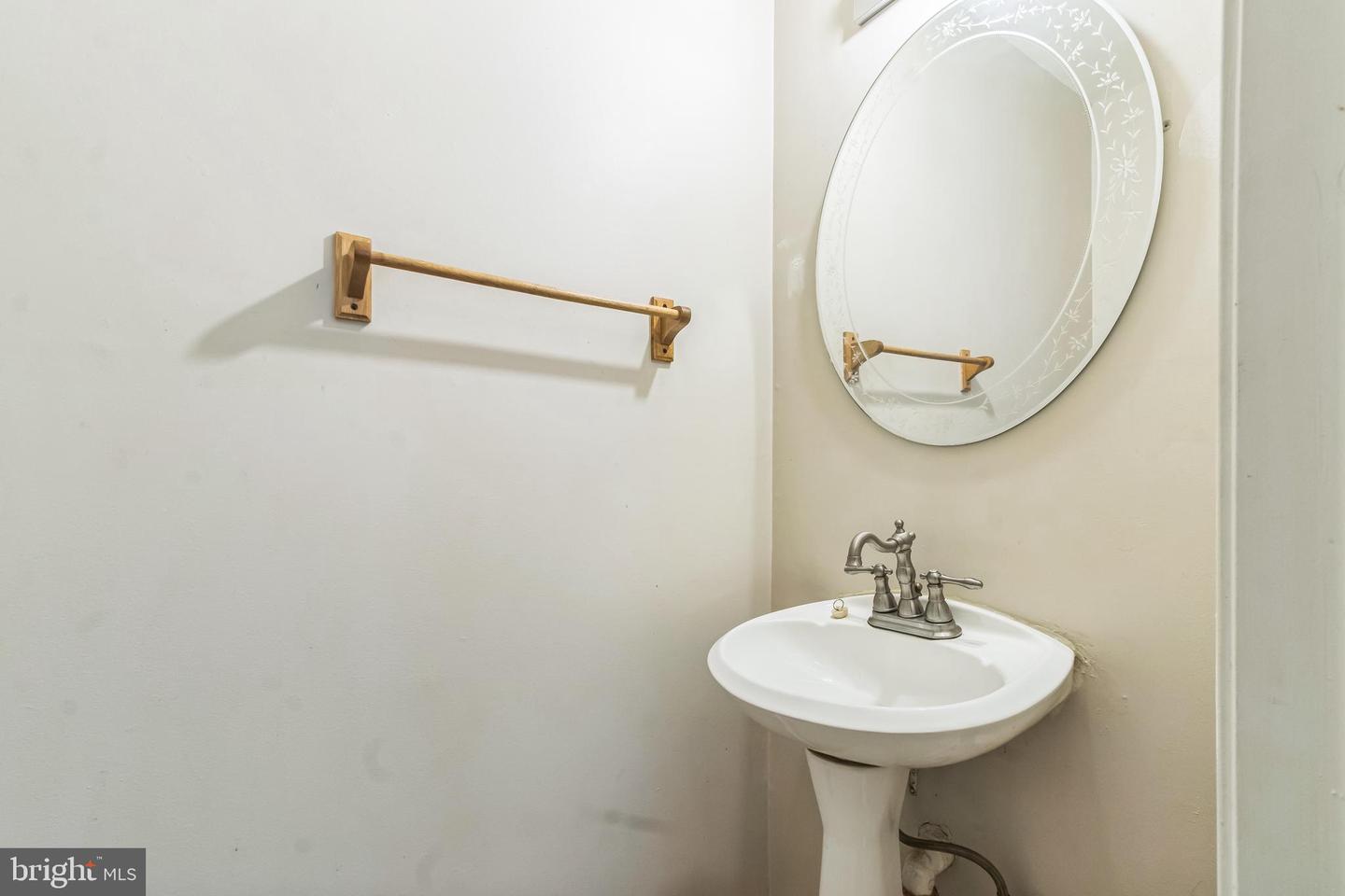 5349 CALL PL SE, WASHINGTON, District Of Columbia 20019, 3 Bedrooms Bedrooms, ,2 BathroomsBathrooms,Residential,For sale,5349 CALL PL SE,DCDC2208874 MLS # DCDC2208874