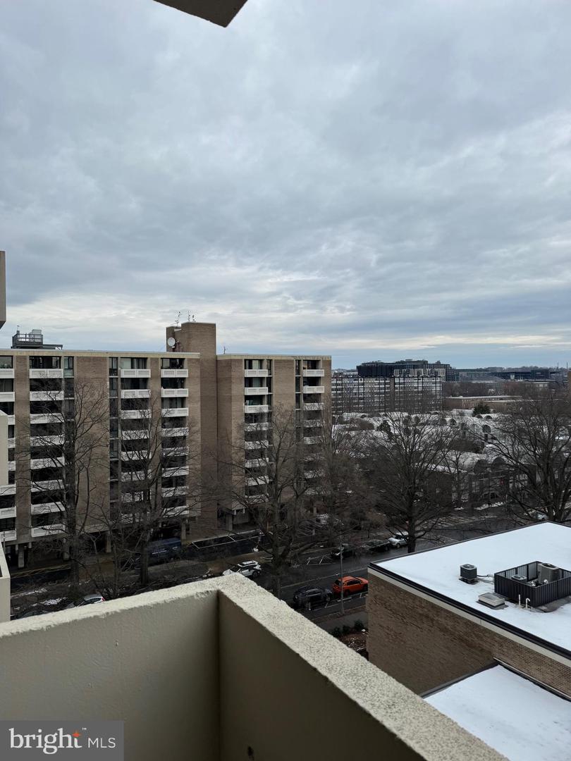 1245 4TH ST SW #E 703, WASHINGTON, District Of Columbia 20024, 1 Bedroom Bedrooms, ,1 BathroomBathrooms,Residential,For sale,1245 4TH ST SW #E 703,DCDC2208876 MLS # DCDC2208876