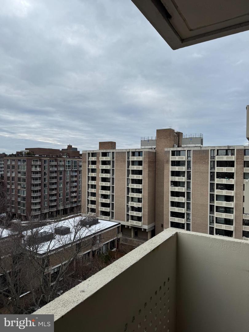 1245 4TH ST SW #E 703, WASHINGTON, District Of Columbia 20024, 1 Bedroom Bedrooms, ,1 BathroomBathrooms,Residential,For sale,1245 4TH ST SW #E 703,DCDC2208876 MLS # DCDC2208876