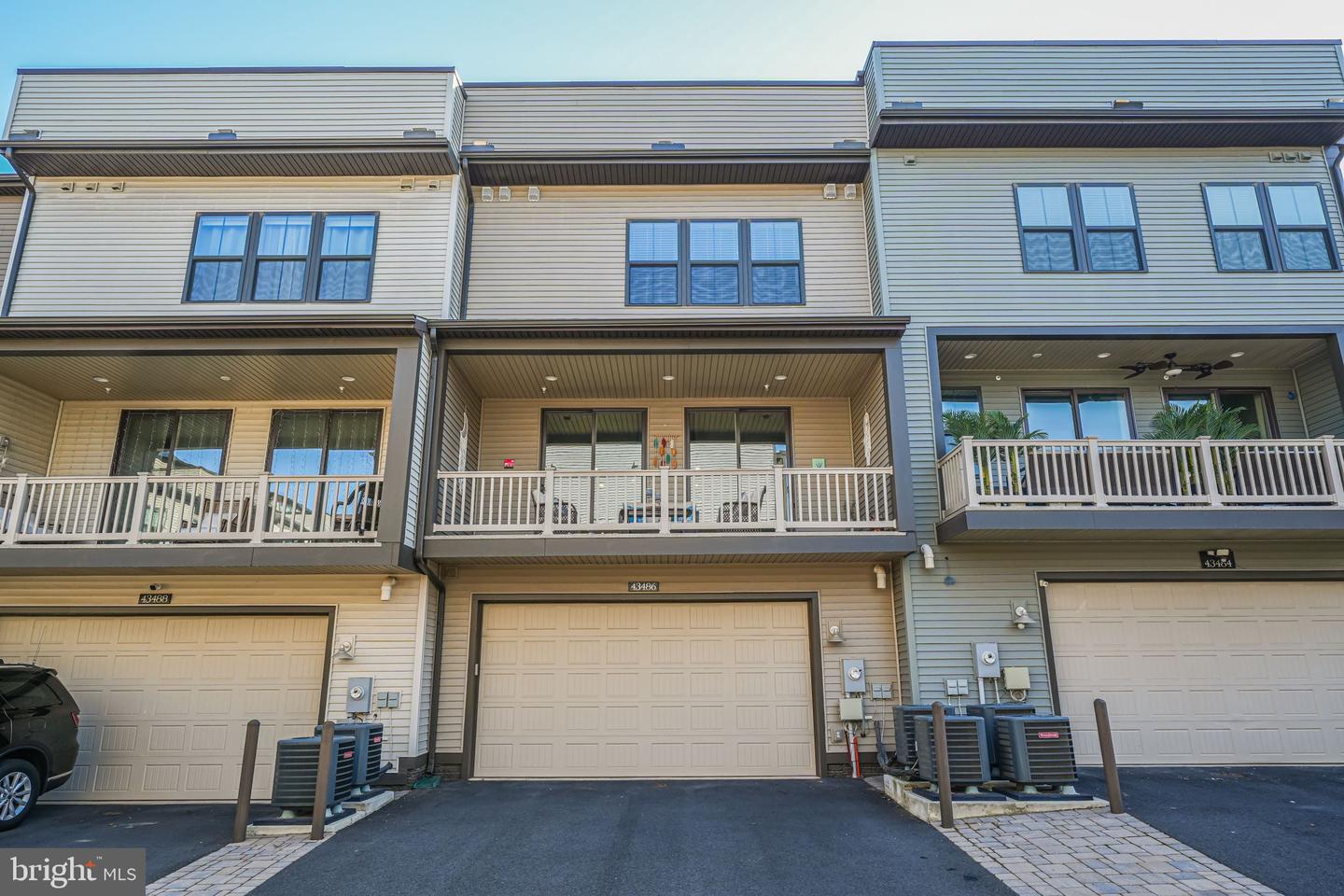 43486 CHARITABLE ST, ASHBURN, Virginia 20148, 4 Bedrooms Bedrooms, ,3 BathroomsBathrooms,Residential,For sale,43486 CHARITABLE ST,VALO2090062 MLS # VALO2090062