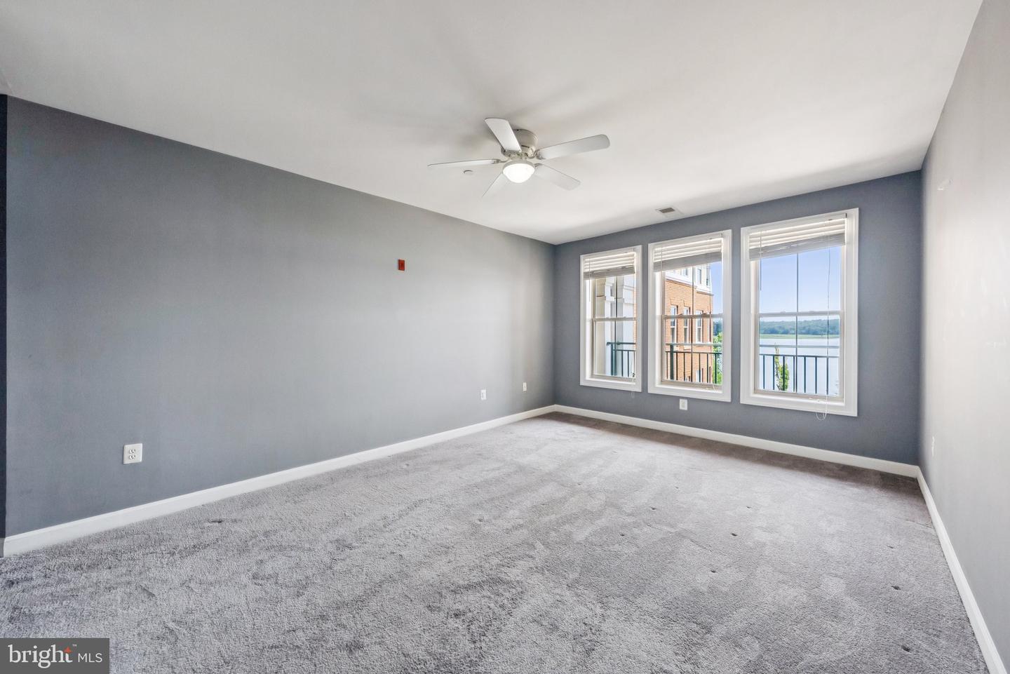 440 BELMONT BAY DR #302, WOODBRIDGE, Virginia 22191, 2 Bedrooms Bedrooms, ,2 BathroomsBathrooms,Residential,For sale,440 BELMONT BAY DR #302,VAPW2093802 MLS # VAPW2093802