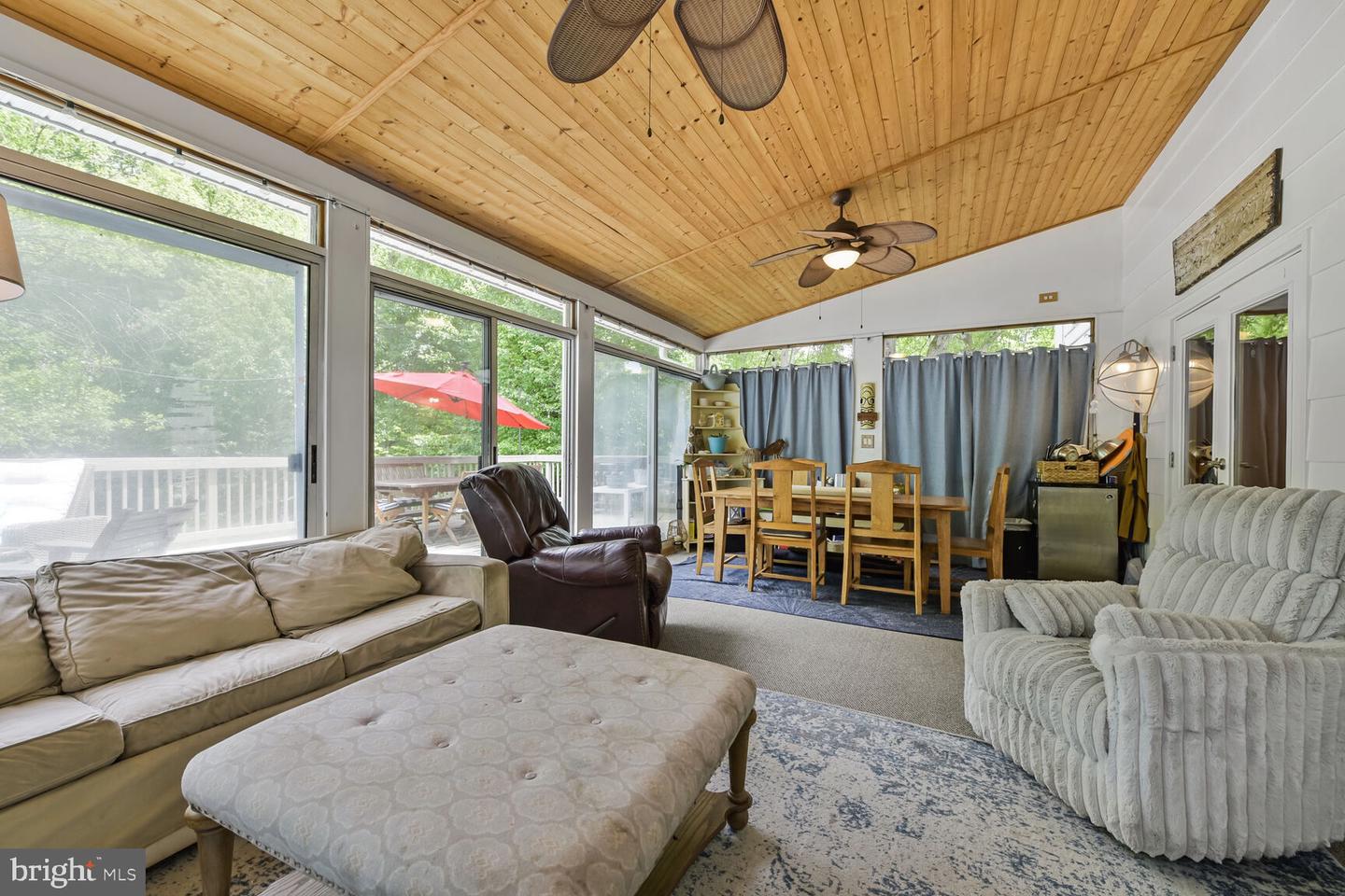 7611 KINGSBURY RD, ALEXANDRIA, Virginia 22315, 4 Bedrooms Bedrooms, ,4 BathroomsBathrooms,Residential,For sale,7611 KINGSBURY RD,VAFX2240950 MLS # VAFX2240950