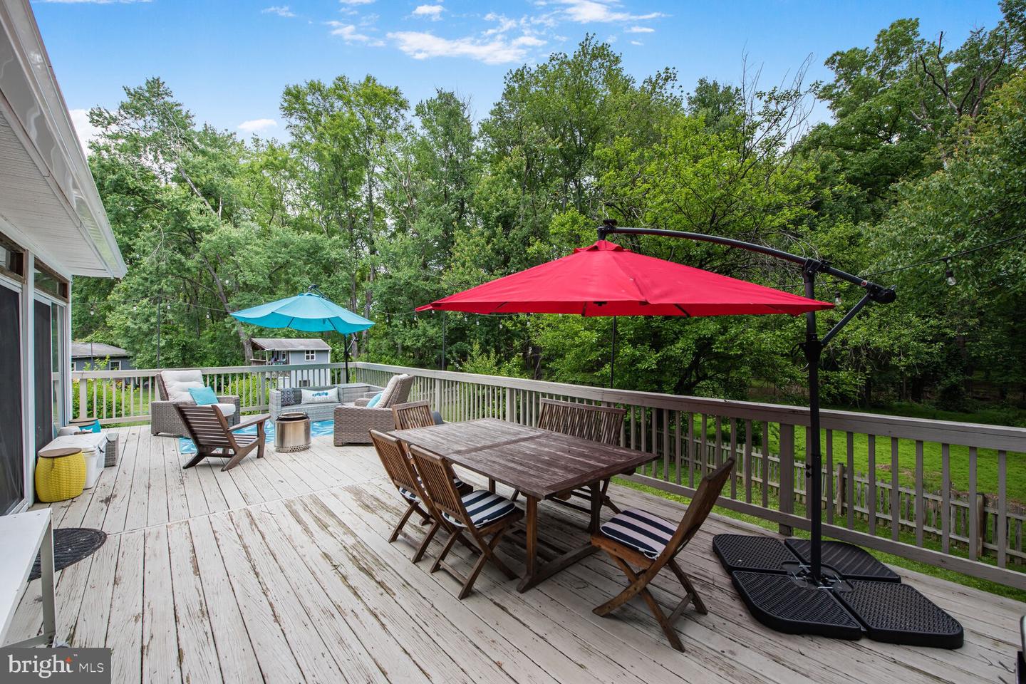 7611 KINGSBURY RD, ALEXANDRIA, Virginia 22315, 4 Bedrooms Bedrooms, ,4 BathroomsBathrooms,Residential,For sale,7611 KINGSBURY RD,VAFX2240950 MLS # VAFX2240950
