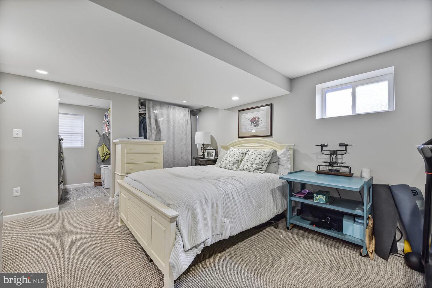 7611 KINGSBURY RD, ALEXANDRIA, Virginia 22315, 4 Bedrooms Bedrooms, ,4 BathroomsBathrooms,Residential,For sale,7611 KINGSBURY RD,VAFX2240950 MLS # VAFX2240950