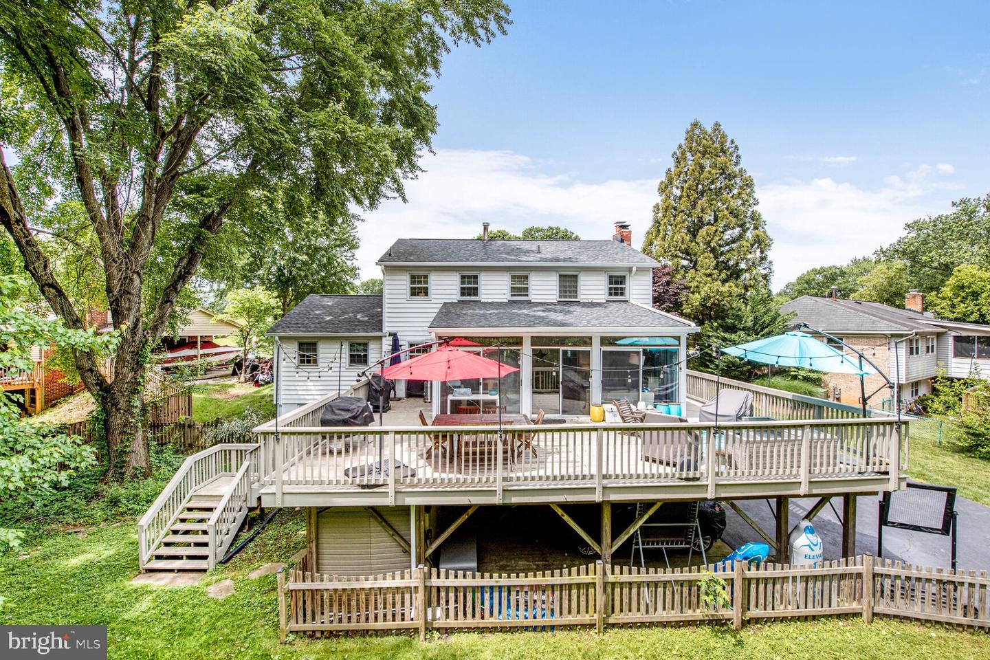 7611 KINGSBURY RD, ALEXANDRIA, Virginia 22315, 4 Bedrooms Bedrooms, ,4 BathroomsBathrooms,Residential,For sale,7611 KINGSBURY RD,VAFX2240950 MLS # VAFX2240950
