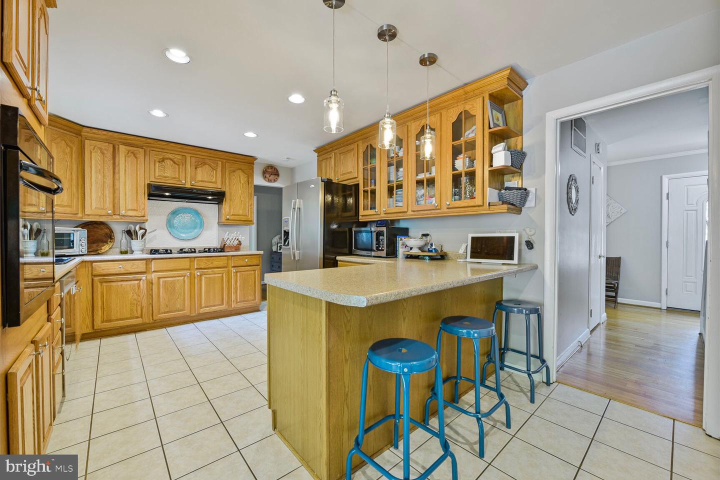7611 KINGSBURY RD, ALEXANDRIA, Virginia 22315, 4 Bedrooms Bedrooms, ,4 BathroomsBathrooms,Residential,For sale,7611 KINGSBURY RD,VAFX2240950 MLS # VAFX2240950