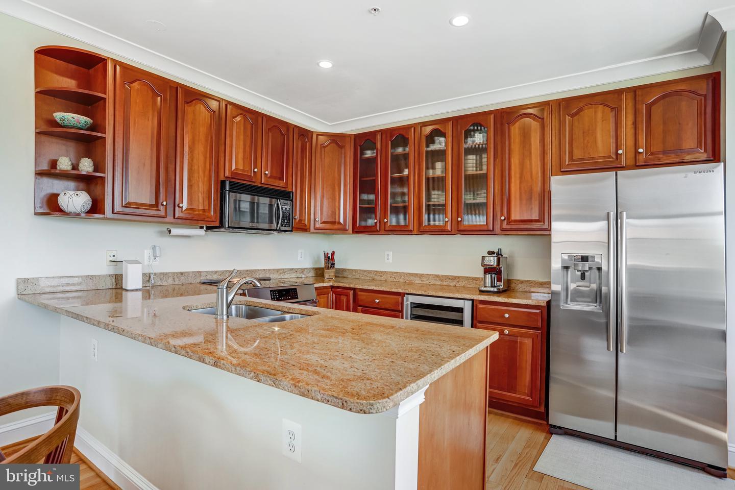 226 5TH ST SE #401, WASHINGTON, District Of Columbia 20003, 2 Bedrooms Bedrooms, ,2 BathroomsBathrooms,Residential,For sale,226 5TH ST SE #401,DCDC2202606 MLS # DCDC2202606
