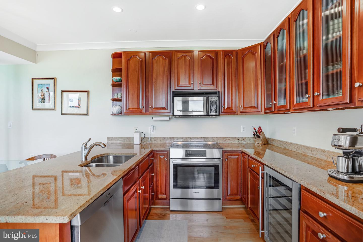 226 5TH ST SE #401, WASHINGTON, District Of Columbia 20003, 2 Bedrooms Bedrooms, ,2 BathroomsBathrooms,Residential,For sale,226 5TH ST SE #401,DCDC2202606 MLS # DCDC2202606