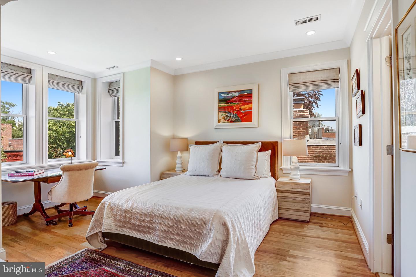 226 5TH ST SE #401, WASHINGTON, District Of Columbia 20003, 2 Bedrooms Bedrooms, ,2 BathroomsBathrooms,Residential,For sale,226 5TH ST SE #401,DCDC2202606 MLS # DCDC2202606