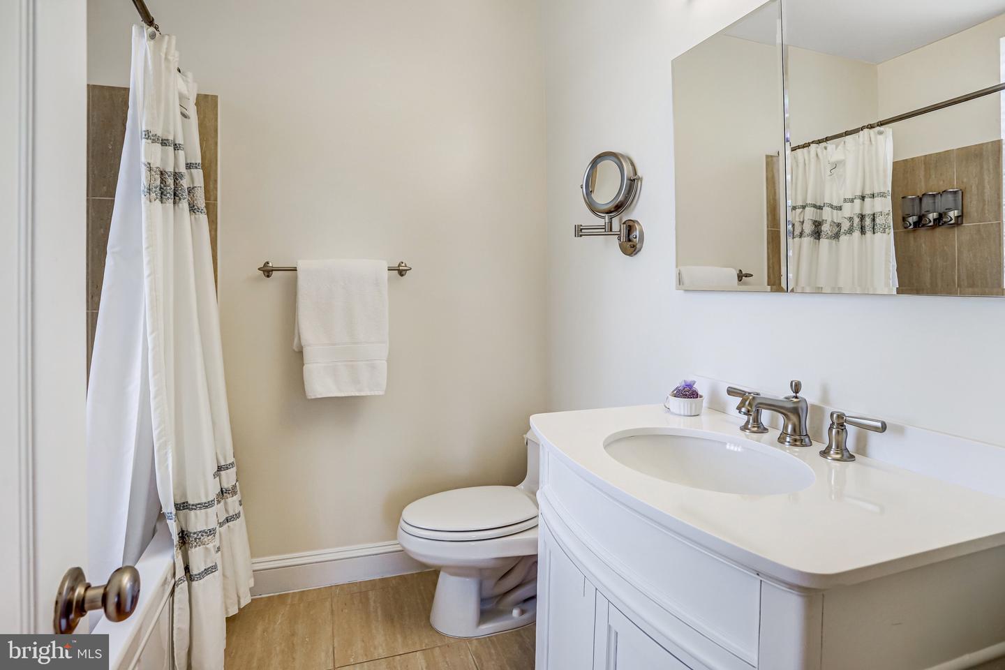 226 5TH ST SE #401, WASHINGTON, District Of Columbia 20003, 2 Bedrooms Bedrooms, ,2 BathroomsBathrooms,Residential,For sale,226 5TH ST SE #401,DCDC2202606 MLS # DCDC2202606