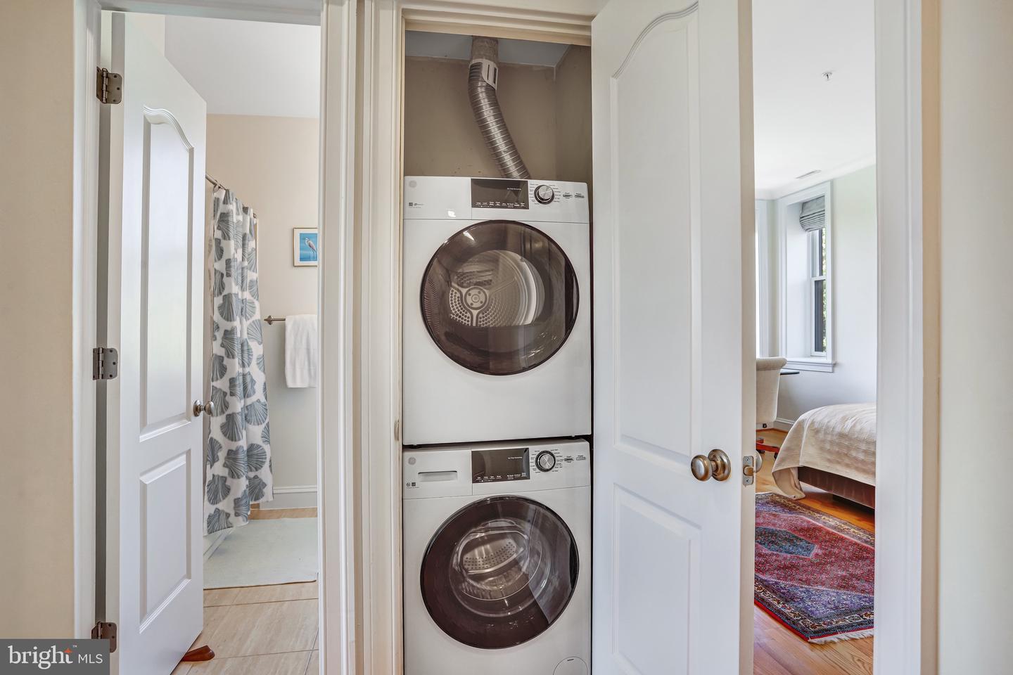 226 5TH ST SE #401, WASHINGTON, District Of Columbia 20003, 2 Bedrooms Bedrooms, ,2 BathroomsBathrooms,Residential,For sale,226 5TH ST SE #401,DCDC2202606 MLS # DCDC2202606