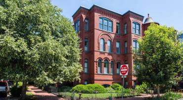226 5TH ST SE #401, WASHINGTON, District Of Columbia 20003, 2 Bedrooms Bedrooms, ,2 BathroomsBathrooms,Residential,For sale,226 5TH ST SE #401,DCDC2202606 MLS # DCDC2202606