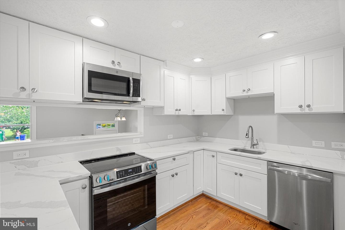 4703 LAWRENCE ST, ALEXANDRIA, Virginia 22309, 5 Bedrooms Bedrooms, ,3 BathroomsBathrooms,Residential,For sale,4703 LAWRENCE ST,VAFX2245116 MLS # VAFX2245116