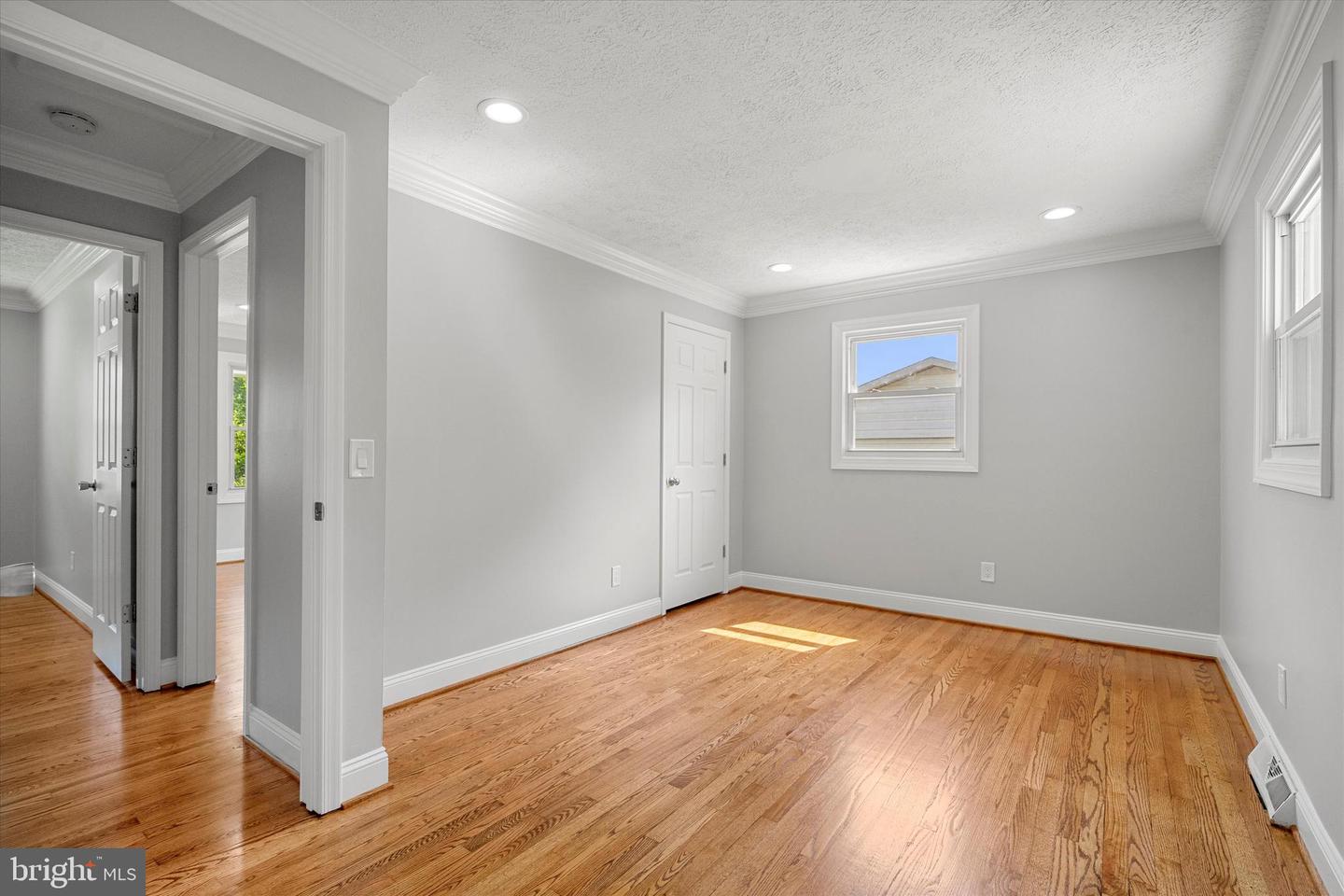4703 LAWRENCE ST, ALEXANDRIA, Virginia 22309, 5 Bedrooms Bedrooms, ,3 BathroomsBathrooms,Residential,For sale,4703 LAWRENCE ST,VAFX2245116 MLS # VAFX2245116