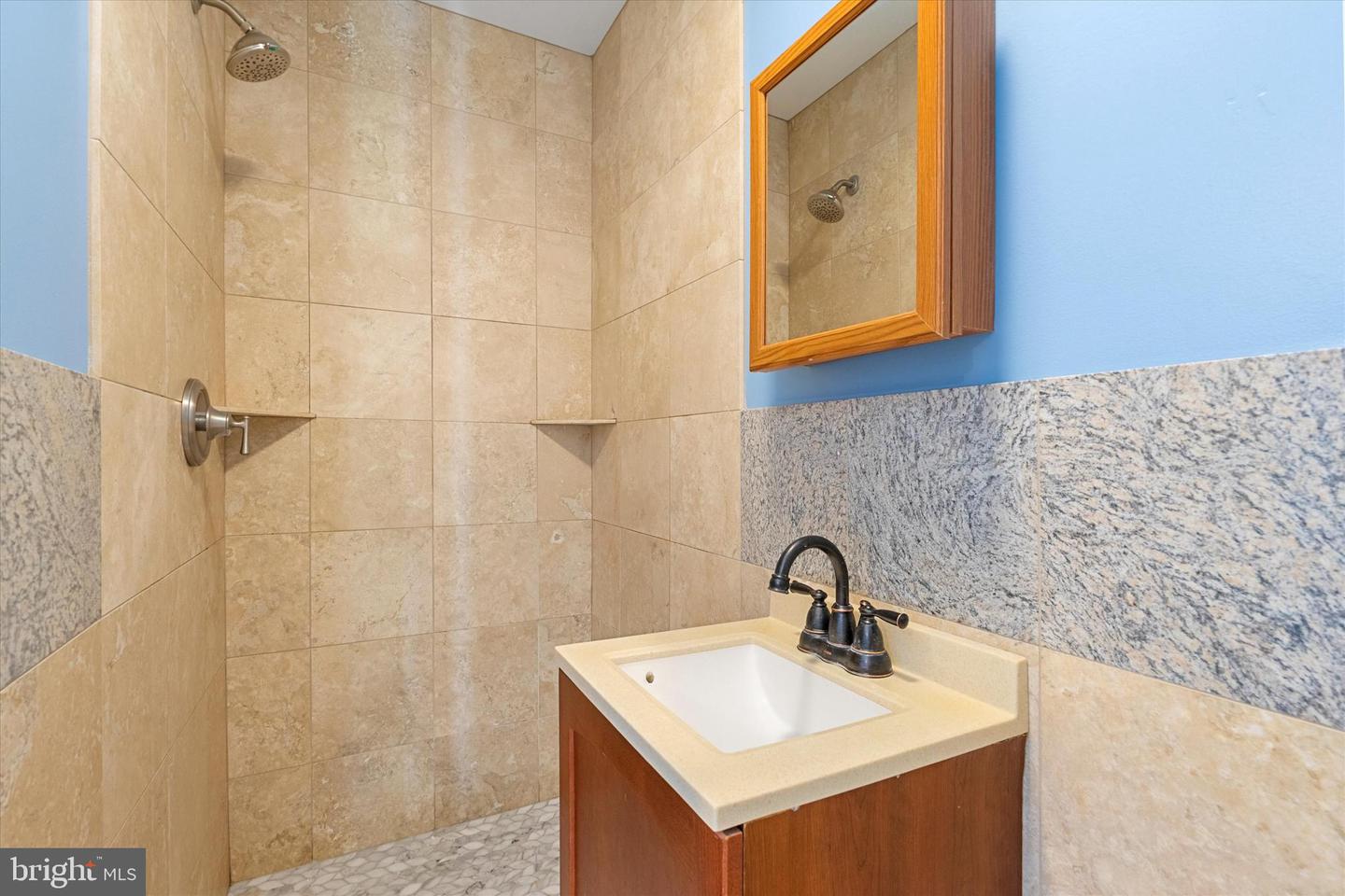 4703 LAWRENCE ST, ALEXANDRIA, Virginia 22309, 5 Bedrooms Bedrooms, ,3 BathroomsBathrooms,Residential,For sale,4703 LAWRENCE ST,VAFX2245116 MLS # VAFX2245116