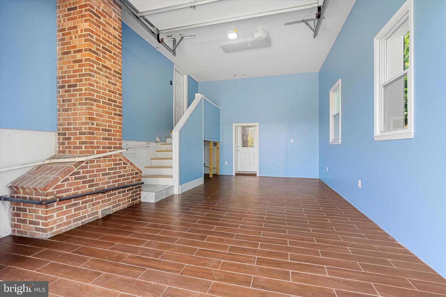 4703 LAWRENCE ST, ALEXANDRIA, Virginia 22309, 5 Bedrooms Bedrooms, ,3 BathroomsBathrooms,Residential,For sale,4703 LAWRENCE ST,VAFX2245116 MLS # VAFX2245116