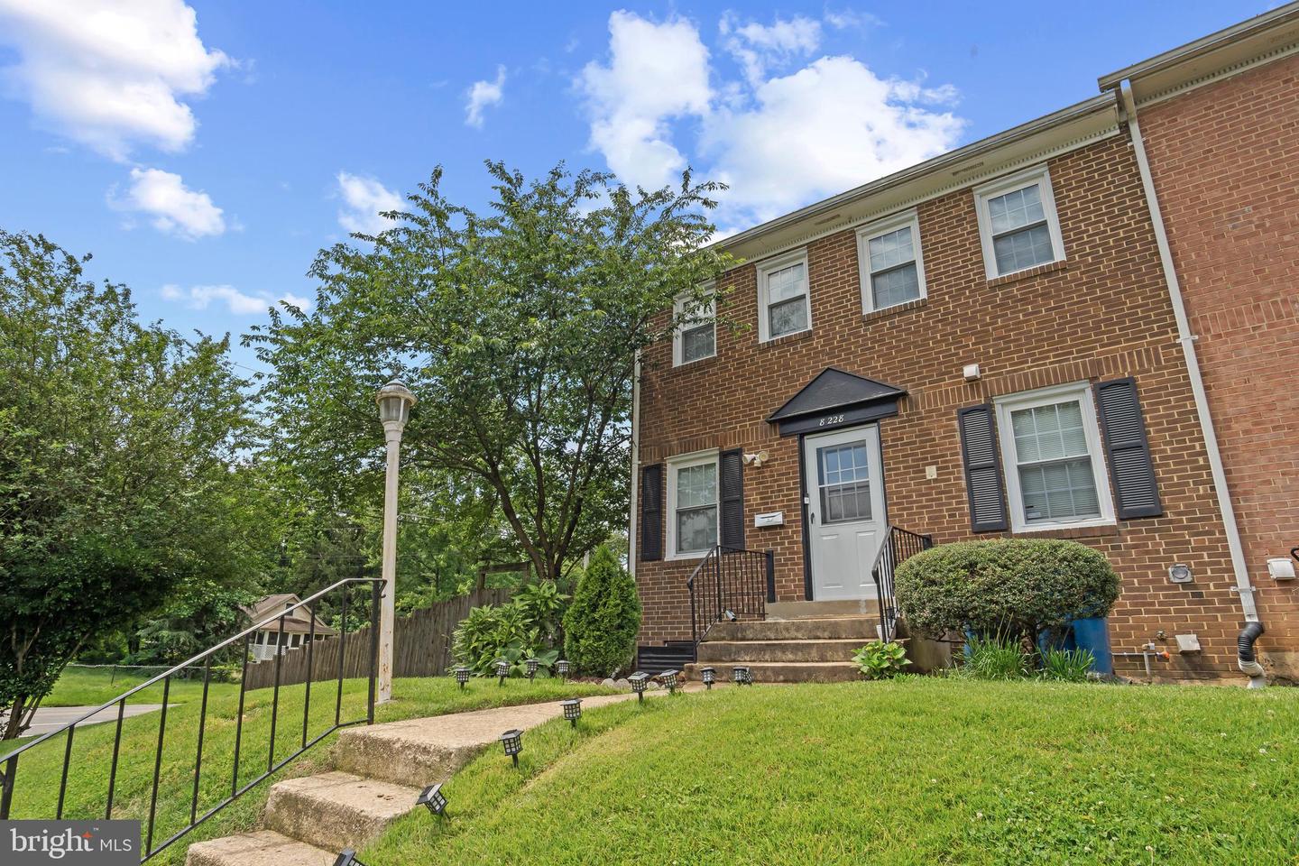 8228 MCCLELLAND PL, ALEXANDRIA, Virginia 22309, 3 Bedrooms Bedrooms, 6 Rooms Rooms,3 BathroomsBathrooms,Residential,For sale,8228 MCCLELLAND PL,VAFX2246288 MLS # VAFX2246288