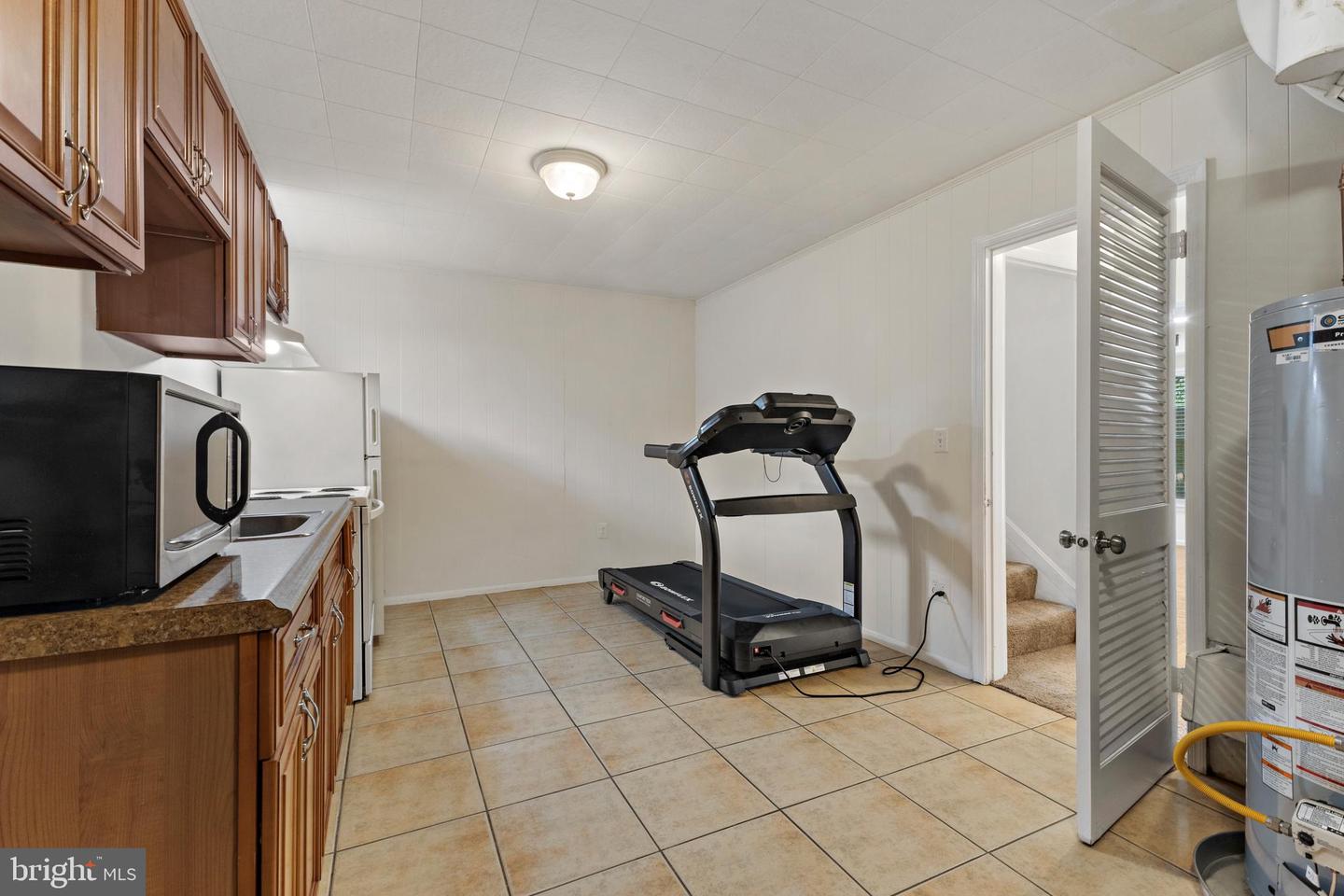 8228 MCCLELLAND PL, ALEXANDRIA, Virginia 22309, 3 Bedrooms Bedrooms, 6 Rooms Rooms,3 BathroomsBathrooms,Residential,For sale,8228 MCCLELLAND PL,VAFX2246288 MLS # VAFX2246288