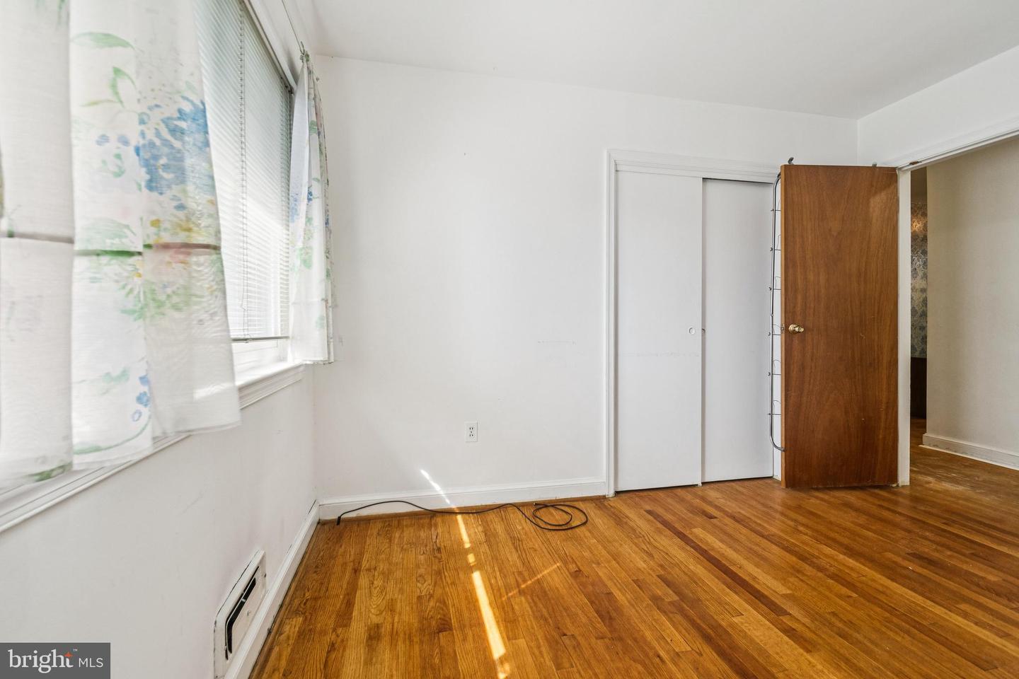 1501 DOUGLAS ST NE, WASHINGTON, District Of Columbia 20018, 3 Bedrooms Bedrooms, ,3 BathroomsBathrooms,Residential,For sale,1501 DOUGLAS ST NE,DCDC2205184 MLS # DCDC2205184