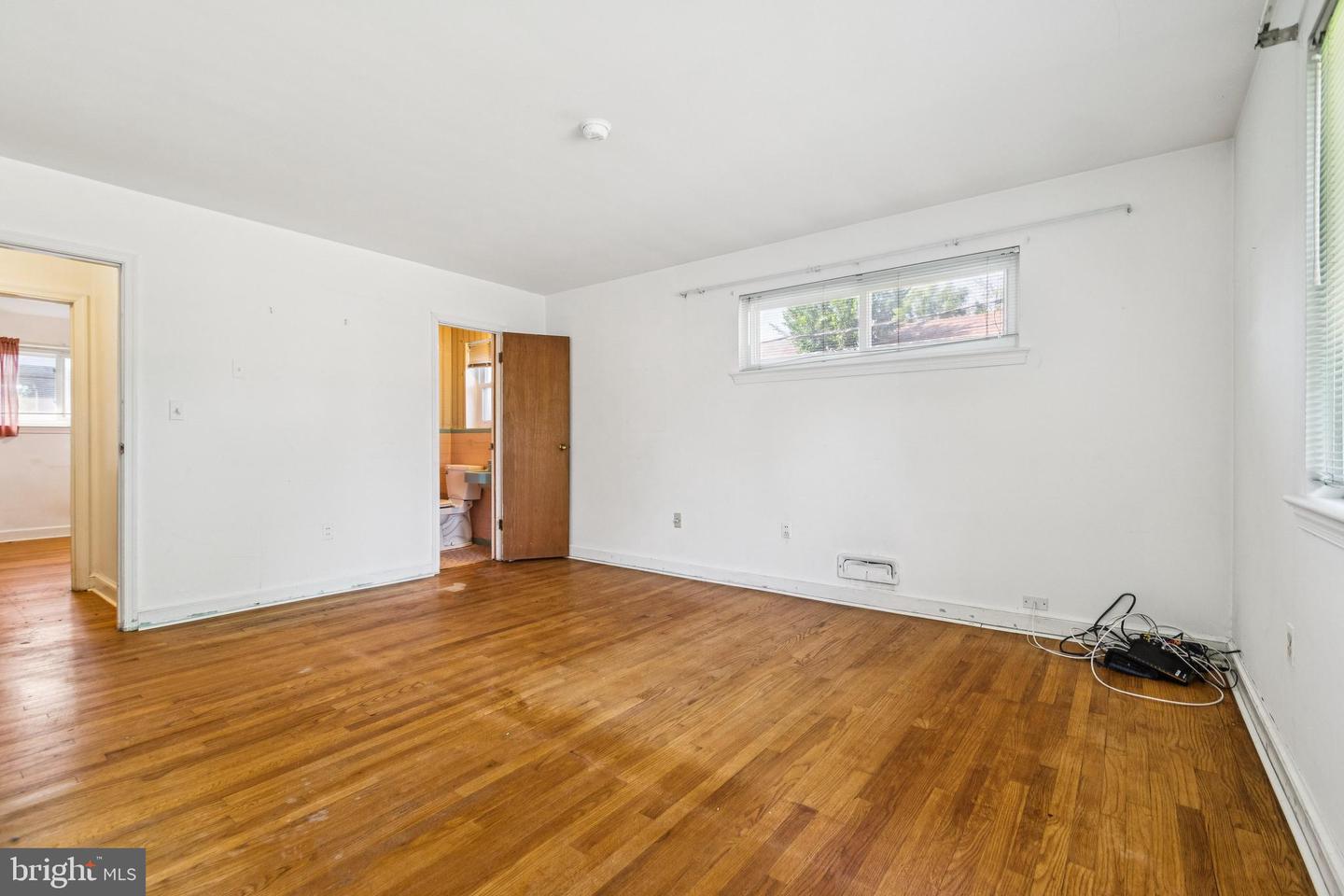 1501 DOUGLAS ST NE, WASHINGTON, District Of Columbia 20018, 3 Bedrooms Bedrooms, ,3 BathroomsBathrooms,Residential,For sale,1501 DOUGLAS ST NE,DCDC2205184 MLS # DCDC2205184