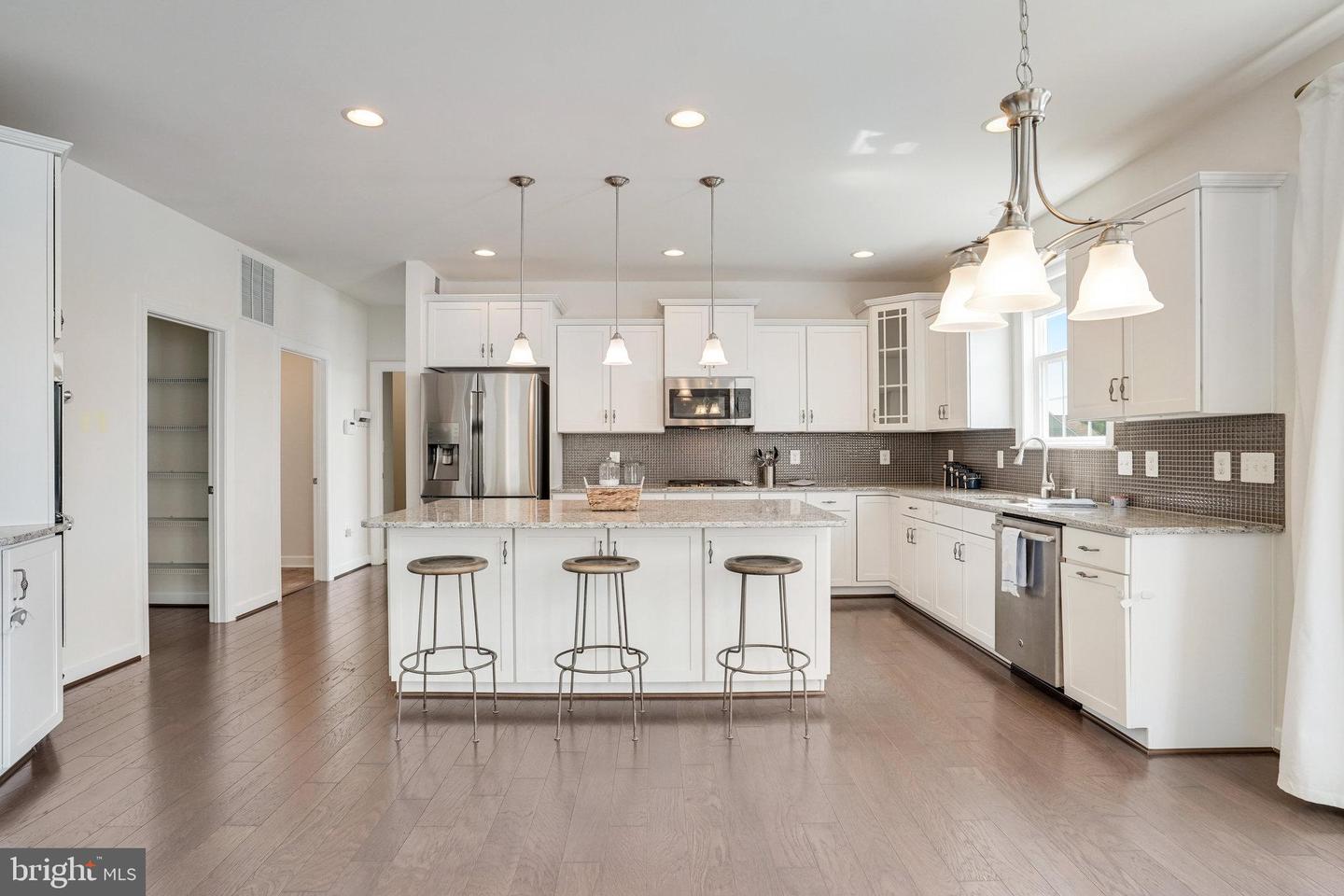 15844 EAGLE FEATHER DR, WOODBRIDGE, Virginia 22191, 4 Bedrooms Bedrooms, ,2 BathroomsBathrooms,Residential,For sale,15844 EAGLE FEATHER DR,VAPW2097260 MLS # VAPW2097260
