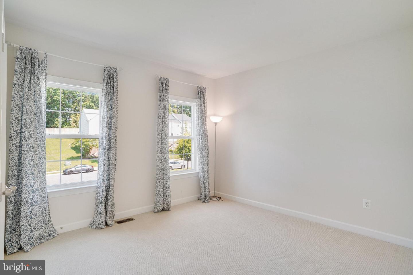 15844 EAGLE FEATHER DR, WOODBRIDGE, Virginia 22191, 4 Bedrooms Bedrooms, ,2 BathroomsBathrooms,Residential,For sale,15844 EAGLE FEATHER DR,VAPW2097260 MLS # VAPW2097260
