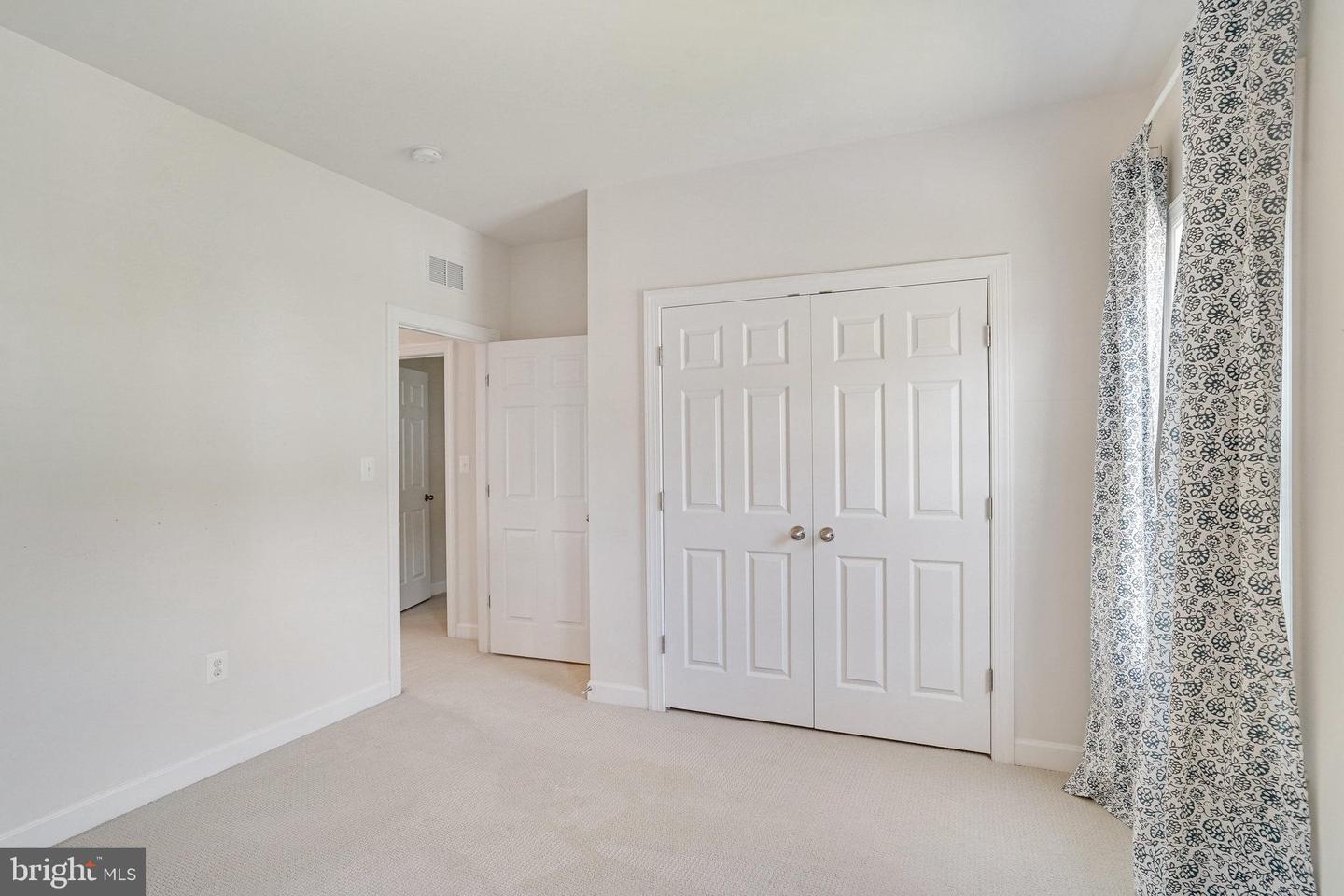 15844 EAGLE FEATHER DR, WOODBRIDGE, Virginia 22191, 4 Bedrooms Bedrooms, ,2 BathroomsBathrooms,Residential,For sale,15844 EAGLE FEATHER DR,VAPW2097260 MLS # VAPW2097260