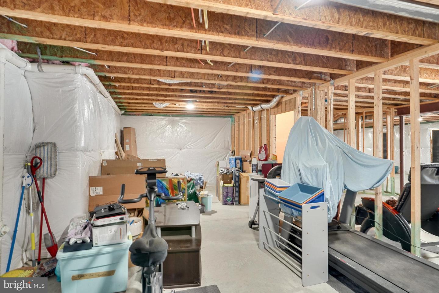 15844 EAGLE FEATHER DR, WOODBRIDGE, Virginia 22191, 4 Bedrooms Bedrooms, ,2 BathroomsBathrooms,Residential,For sale,15844 EAGLE FEATHER DR,VAPW2097260 MLS # VAPW2097260