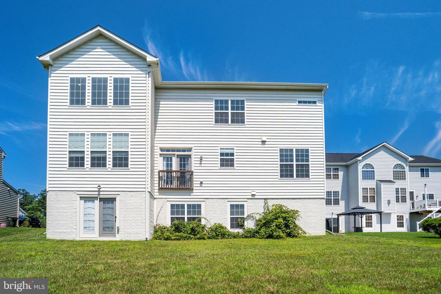 15844 EAGLE FEATHER DR, WOODBRIDGE, Virginia 22191, 4 Bedrooms Bedrooms, ,2 BathroomsBathrooms,Residential,For sale,15844 EAGLE FEATHER DR,VAPW2097260 MLS # VAPW2097260