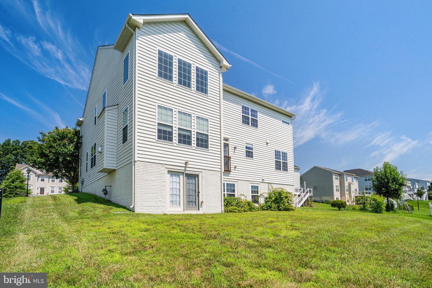 15844 EAGLE FEATHER DR, WOODBRIDGE, Virginia 22191, 4 Bedrooms Bedrooms, ,2 BathroomsBathrooms,Residential,For sale,15844 EAGLE FEATHER DR,VAPW2097260 MLS # VAPW2097260