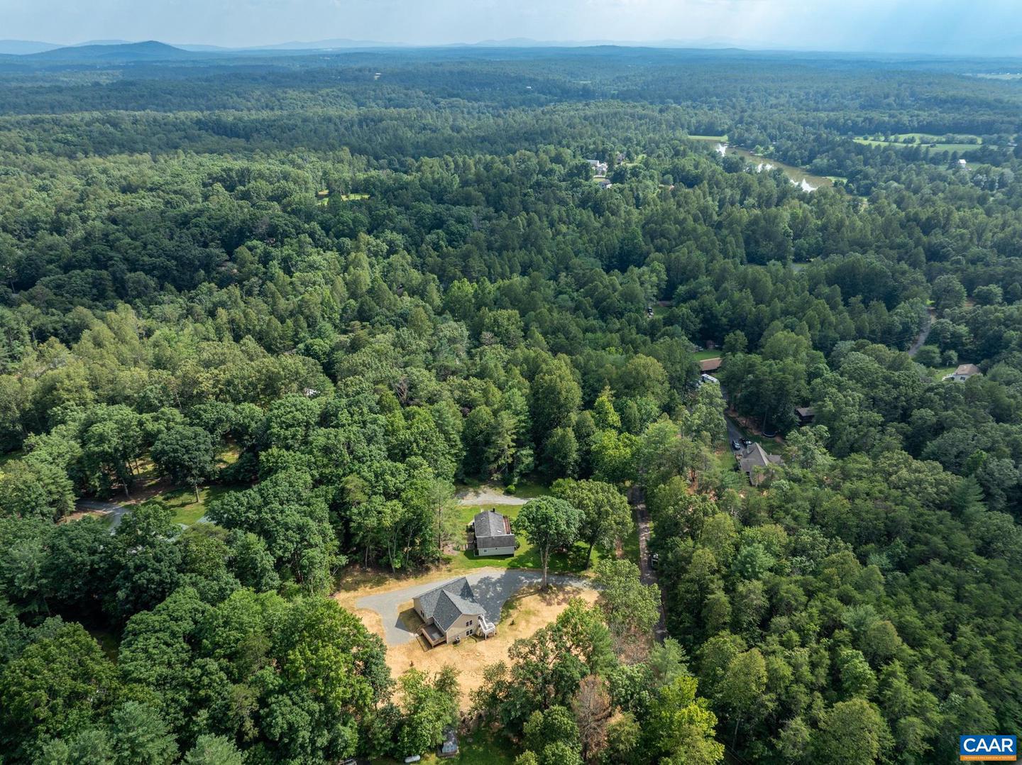 230 FOX HOLLOW RD, RUCKERSVILLE, Virginia 22968, 3 Bedrooms Bedrooms, ,2 BathroomsBathrooms,Residential,For sale,230 FOX HOLLOW RD,665996 MLS # 665996