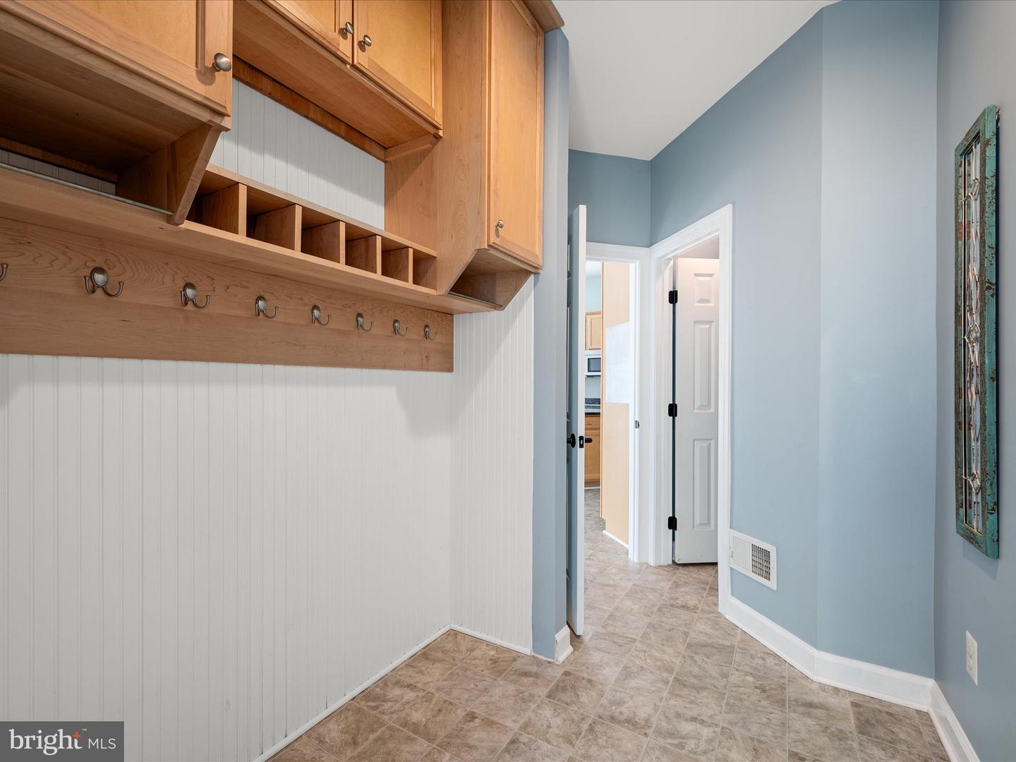 423 COBBLER DR, BERRYVILLE, Virginia 22611, 5 Bedrooms Bedrooms, ,3 BathroomsBathrooms,Residential,For sale,423 COBBLER DR,VACL2003872 MLS # VACL2003872