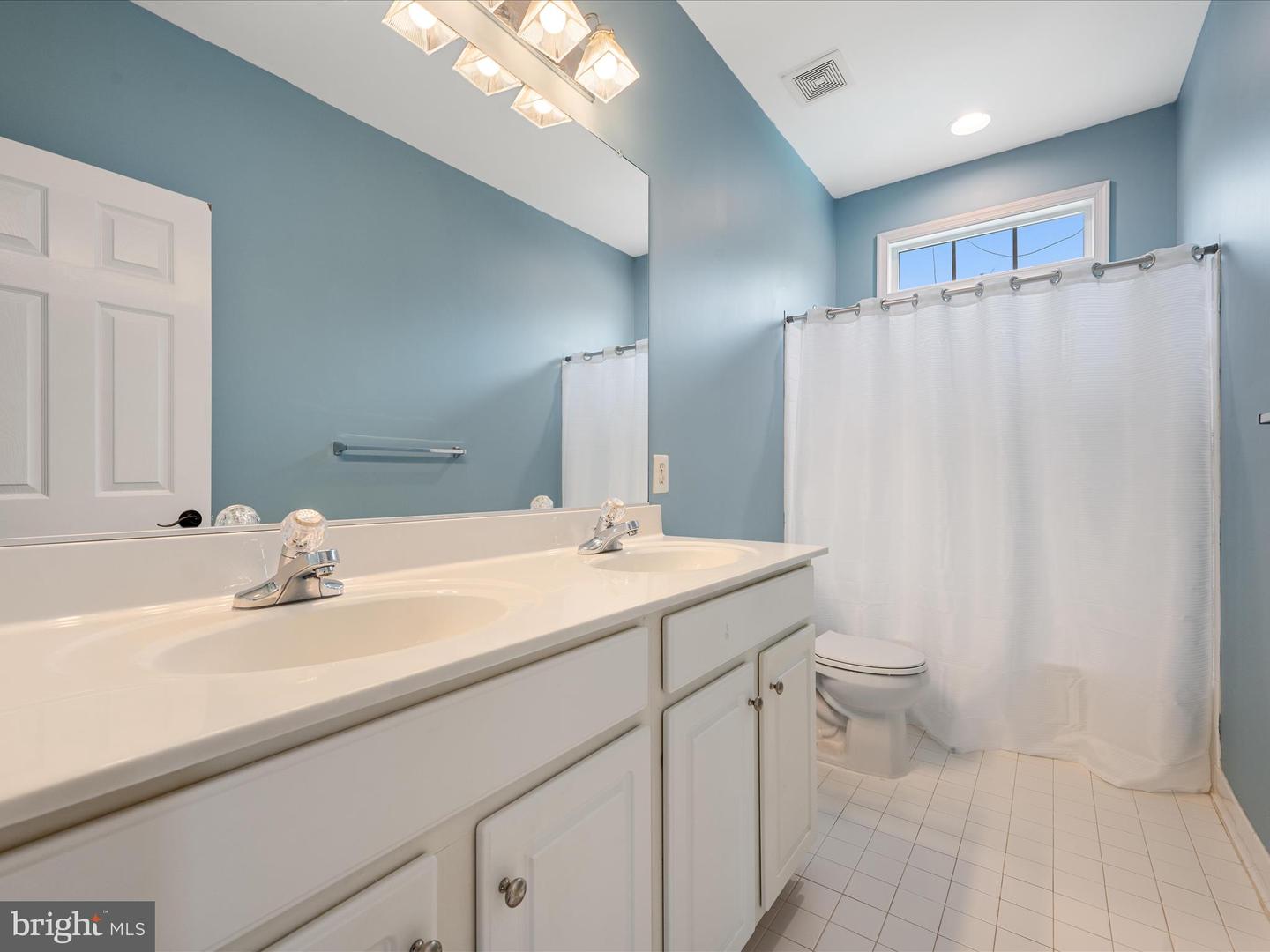 423 COBBLER DR, BERRYVILLE, Virginia 22611, 5 Bedrooms Bedrooms, ,3 BathroomsBathrooms,Residential,For sale,423 COBBLER DR,VACL2003872 MLS # VACL2003872