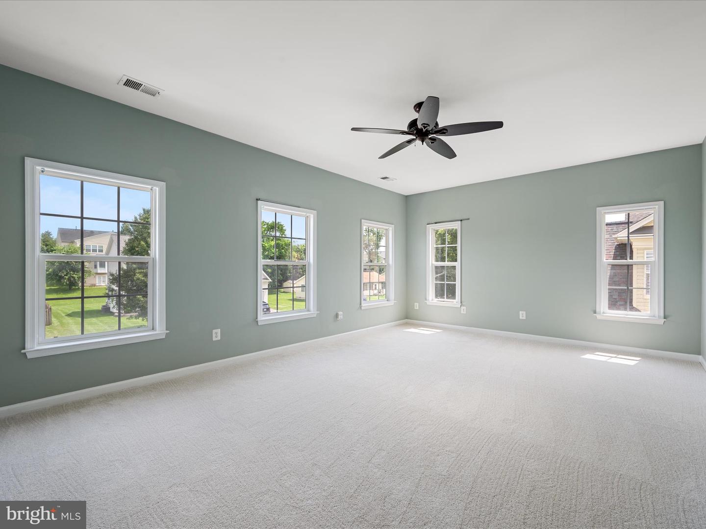 423 COBBLER DR, BERRYVILLE, Virginia 22611, 5 Bedrooms Bedrooms, ,3 BathroomsBathrooms,Residential,For sale,423 COBBLER DR,VACL2003872 MLS # VACL2003872