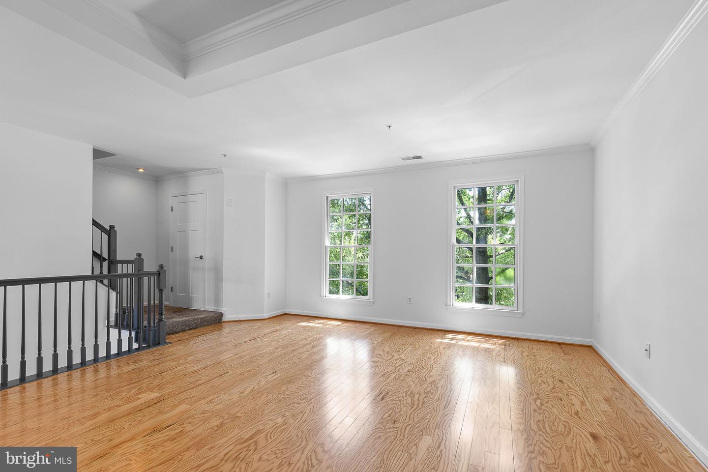 703 MASSEY LN #B, ALEXANDRIA, Virginia 22314, 3 Bedrooms Bedrooms, ,2 BathroomsBathrooms,Residential,For sale,703 MASSEY LN #B,VAAX2046954 MLS # VAAX2046954
