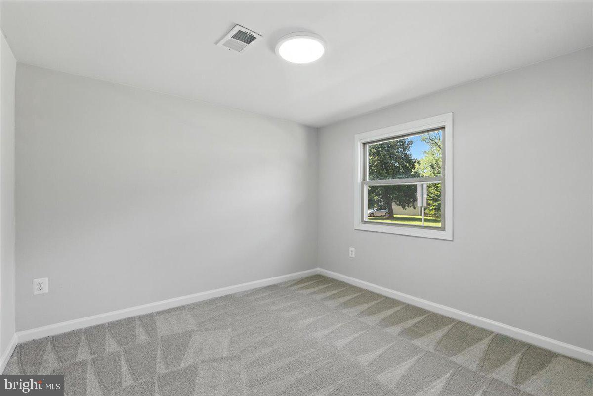 4657 EVANSDALE RD, WOODBRIDGE, Virginia 22193, 4 Bedrooms Bedrooms, ,2 BathroomsBathrooms,Residential,For sale,4657 EVANSDALE RD,VAPW2098162 MLS # VAPW2098162