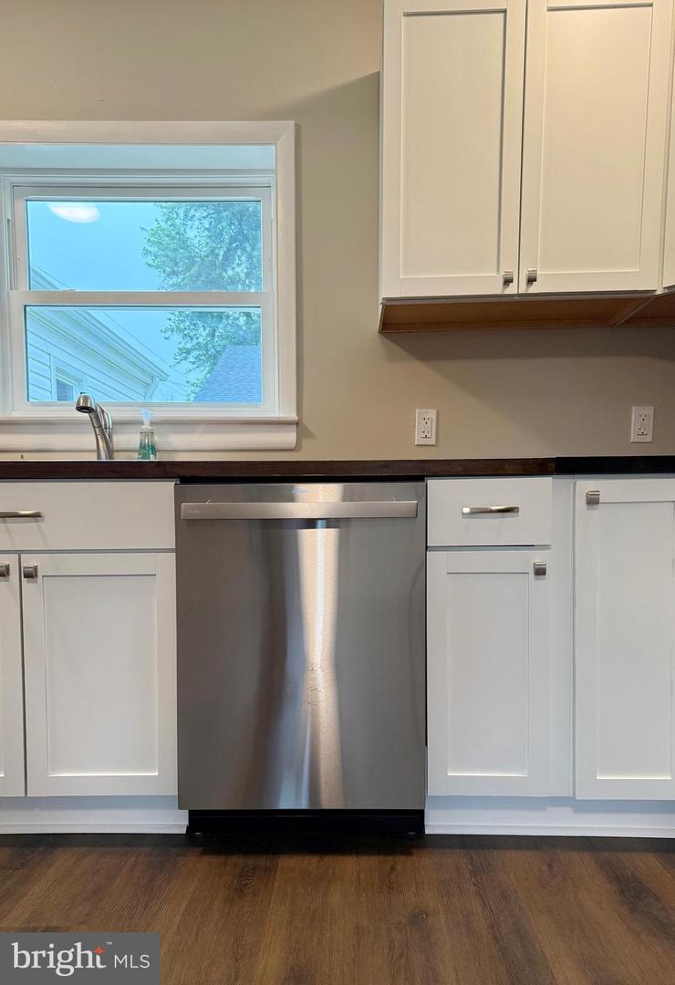134 STEPHENSON ROAD, STEPHENSON, Virginia 22656, 4 Bedrooms Bedrooms, ,2 BathroomsBathrooms,Residential,For sale,134 STEPHENSON ROAD,VAFV2035230 MLS # VAFV2035230