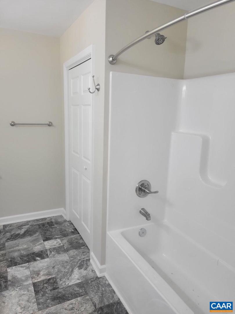 117 BROOKING LN, BARBOURSVILLE, Virginia 22923, 3 Bedrooms Bedrooms, ,2 BathroomsBathrooms,Residential,For sale,117 BROOKING LN,666343 MLS # 666343