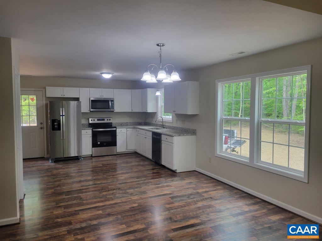 117 BROOKING LN, BARBOURSVILLE, Virginia 22923, 3 Bedrooms Bedrooms, ,2 BathroomsBathrooms,Residential,For sale,117 BROOKING LN,666343 MLS # 666343