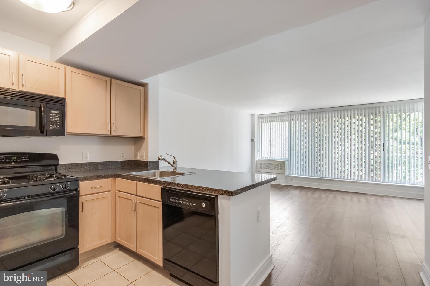 800 4TH ST SW #S207, WASHINGTON, District Of Columbia 20024, ,1 BathroomBathrooms,Residential,For sale,800 4TH ST SW #S207,DCDC2208862 MLS # DCDC2208862