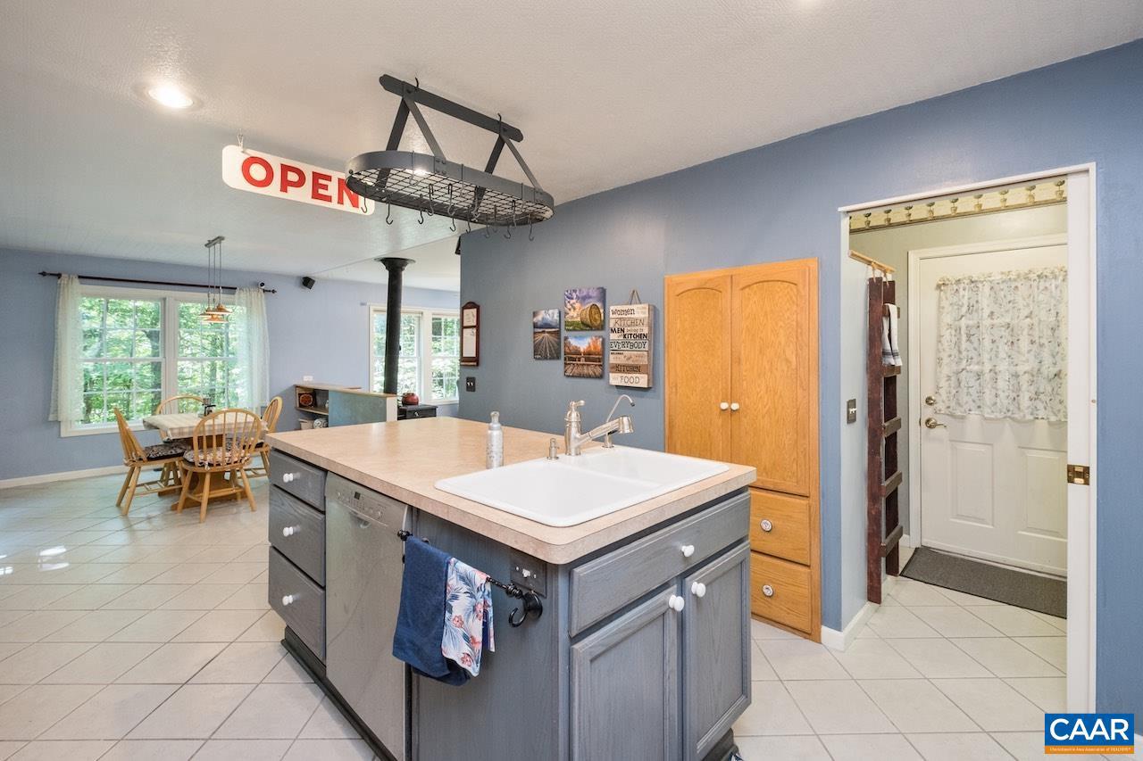 801 FLETCHERS LN, ARRINGTON, Virginia 22922, 4 Bedrooms Bedrooms, ,3 BathroomsBathrooms,Residential,For sale,801 FLETCHERS LN,666350 MLS # 666350