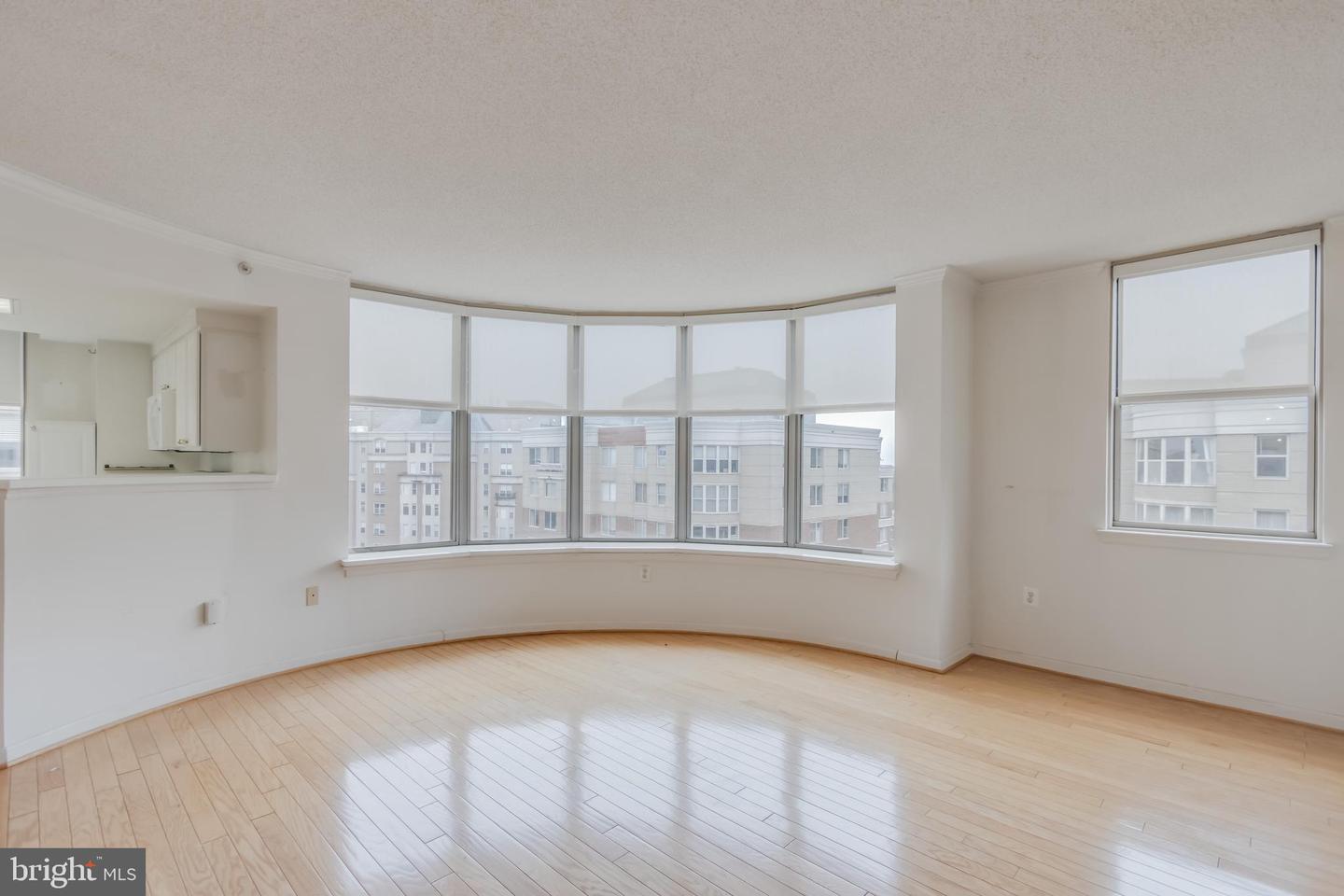 3835 9TH ST N #1001W, ARLINGTON, Virginia 22203, 2 Bedrooms Bedrooms, ,2 BathroomsBathrooms,Residential,For sale,3835 9TH ST N #1001W,VAAR2060162 MLS # VAAR2060162