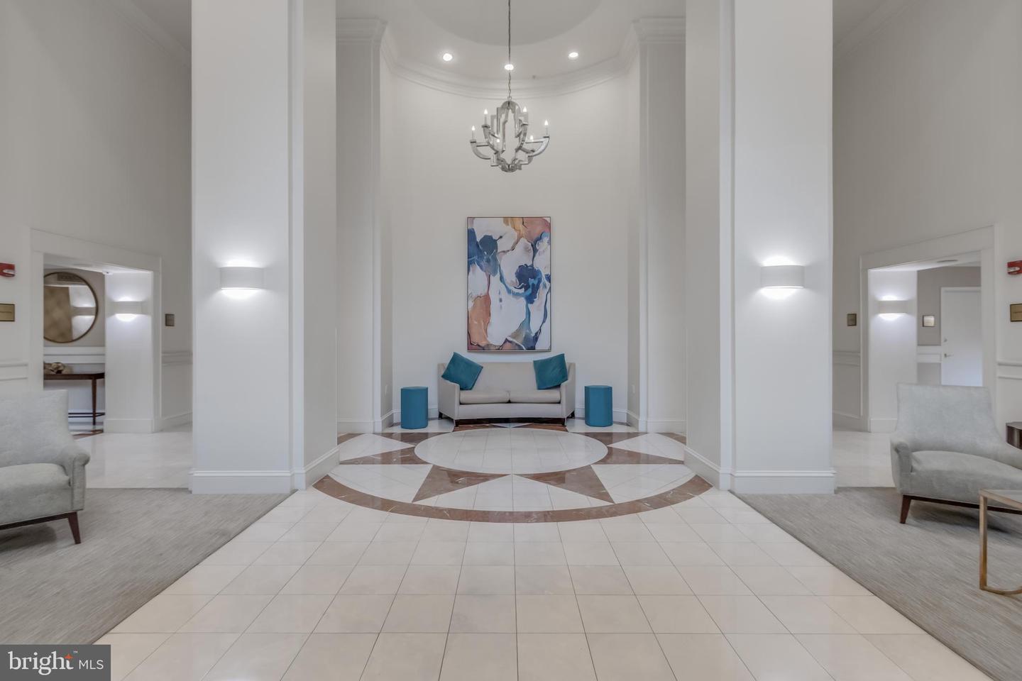3835 9TH ST N #1001W, ARLINGTON, Virginia 22203, 2 Bedrooms Bedrooms, ,2 BathroomsBathrooms,Residential,For sale,3835 9TH ST N #1001W,VAAR2060162 MLS # VAAR2060162