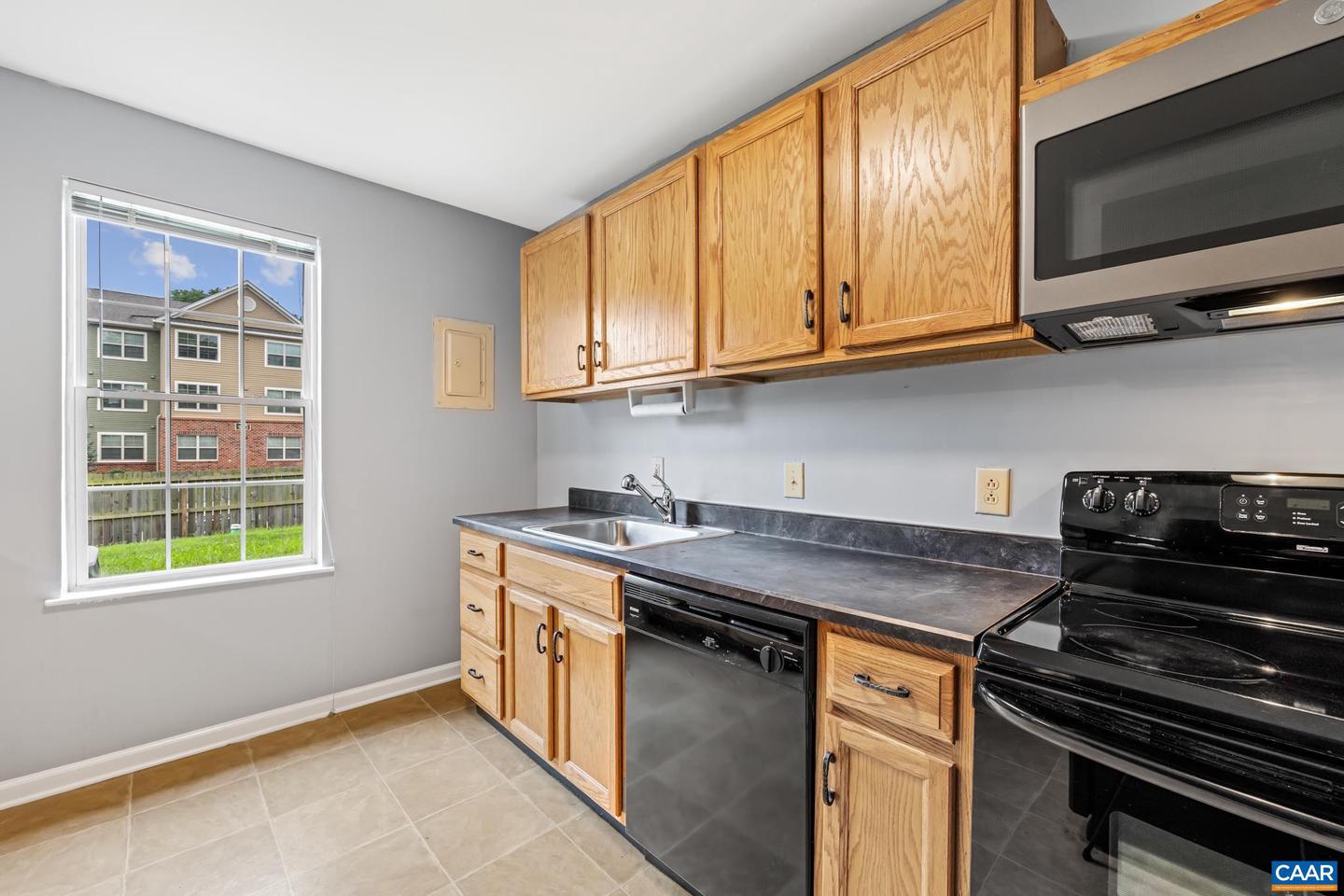 1217 VILLA LN #B, CHARLOTTESVILLE, Virginia 22903, 3 Bedrooms Bedrooms, ,2 BathroomsBathrooms,Residential,For sale,1217 VILLA LN #B,666364 MLS # 666364