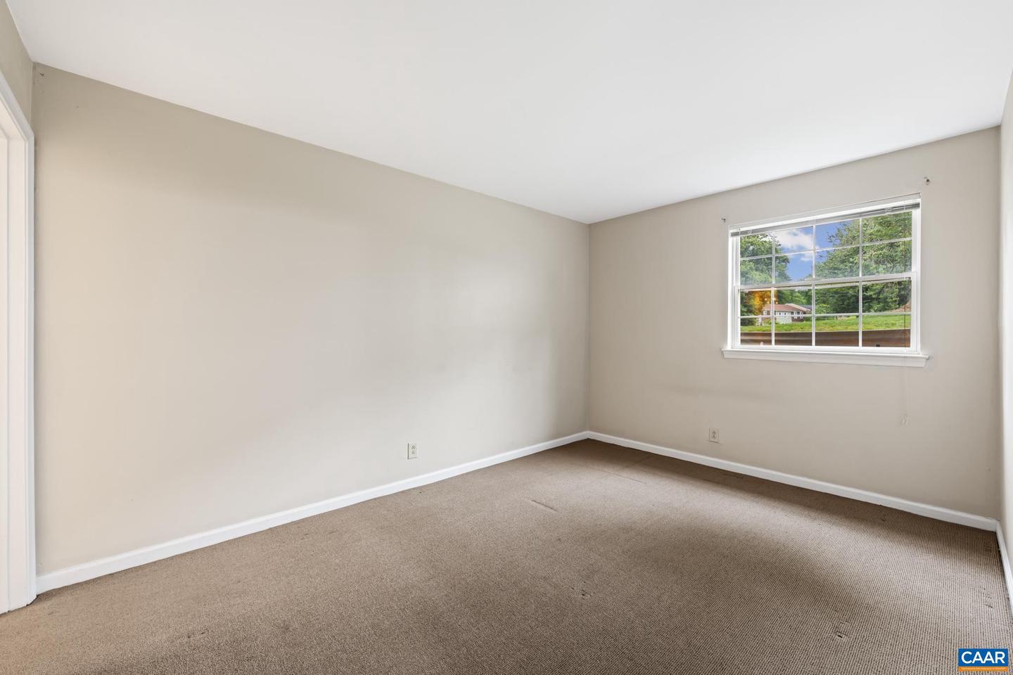 1217 VILLA LN #B, CHARLOTTESVILLE, Virginia 22903, 3 Bedrooms Bedrooms, ,2 BathroomsBathrooms,Residential,For sale,1217 VILLA LN #B,666364 MLS # 666364