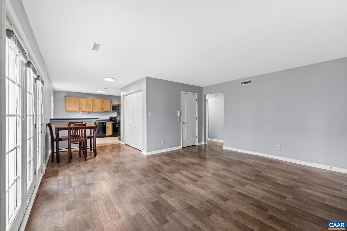 1217 VILLA LN #B, CHARLOTTESVILLE, Virginia 22903, 3 Bedrooms Bedrooms, ,2 BathroomsBathrooms,Residential,For sale,1217 VILLA LN #B,666364 MLS # 666364